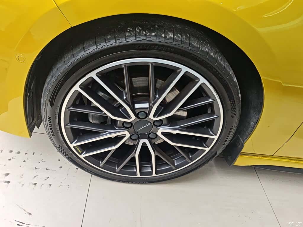 Lynk & Co 01, 2019 25