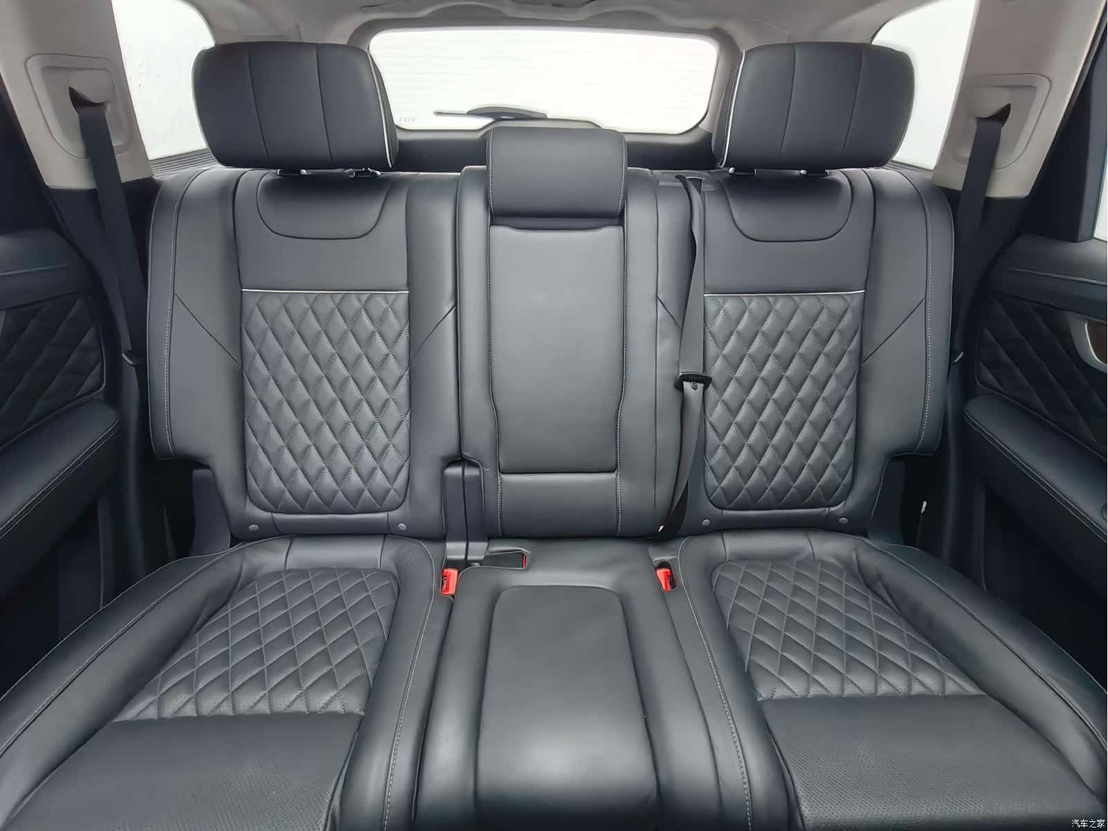 Hongqi HS7, 2021 15