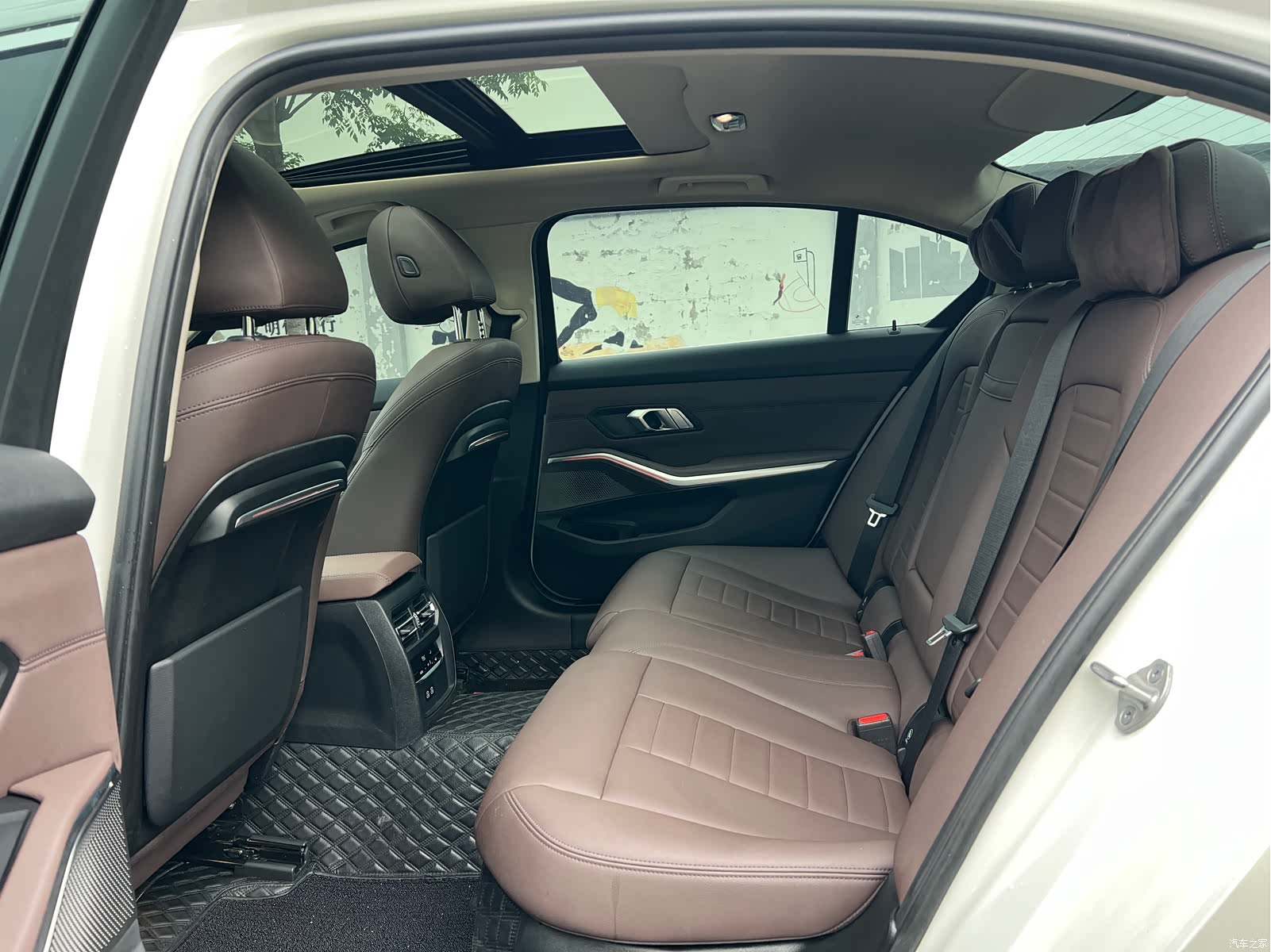 BMW 3 Series, 2020 7