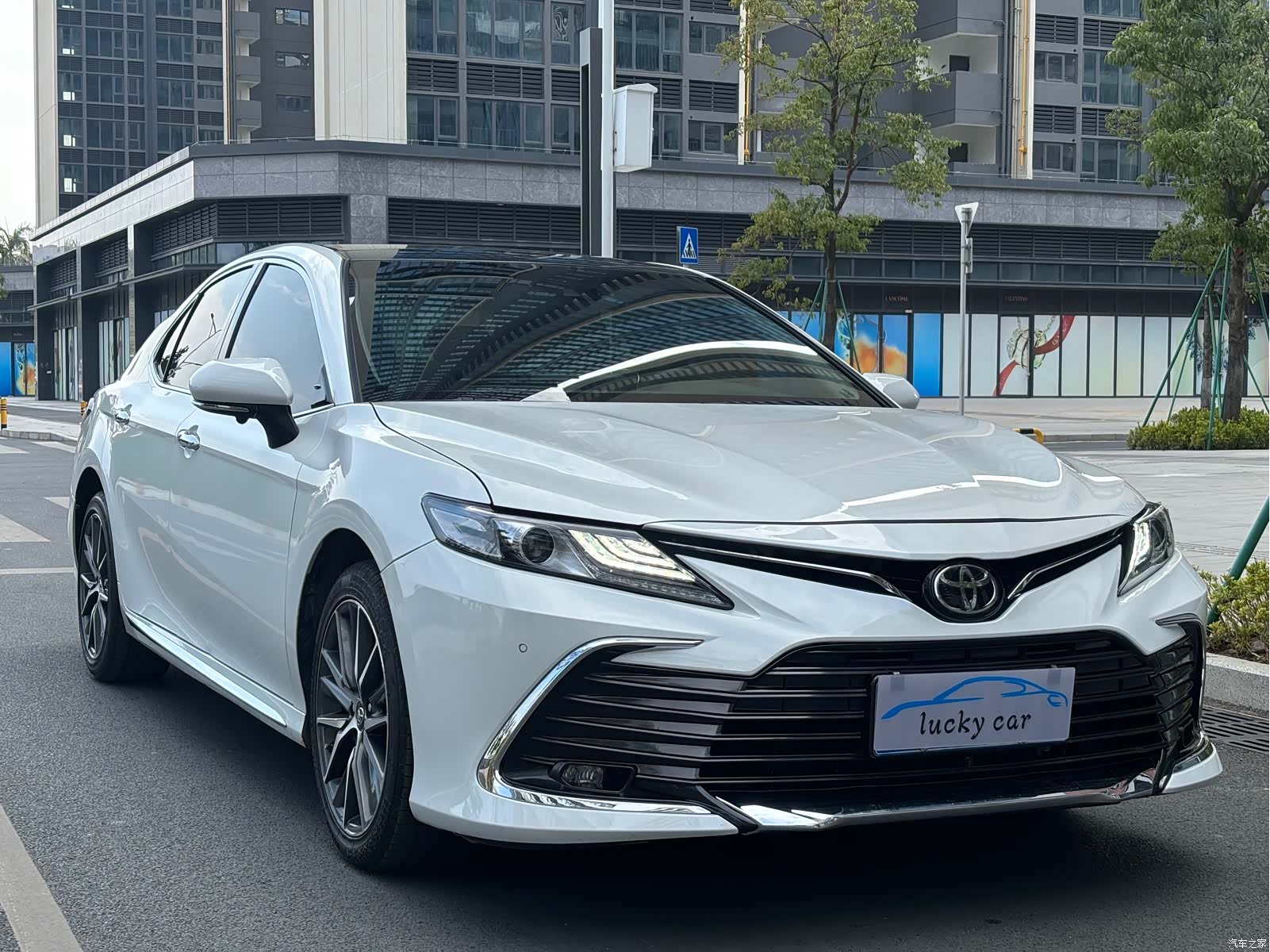 Toyota Camry, 2023 3