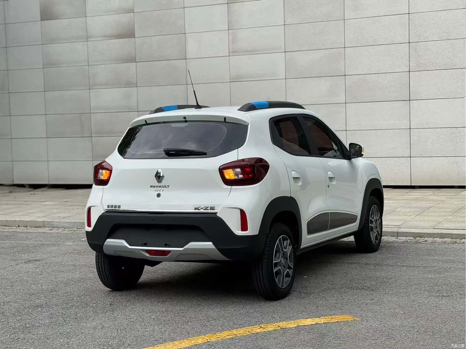 DongFeng e, 2019 15
