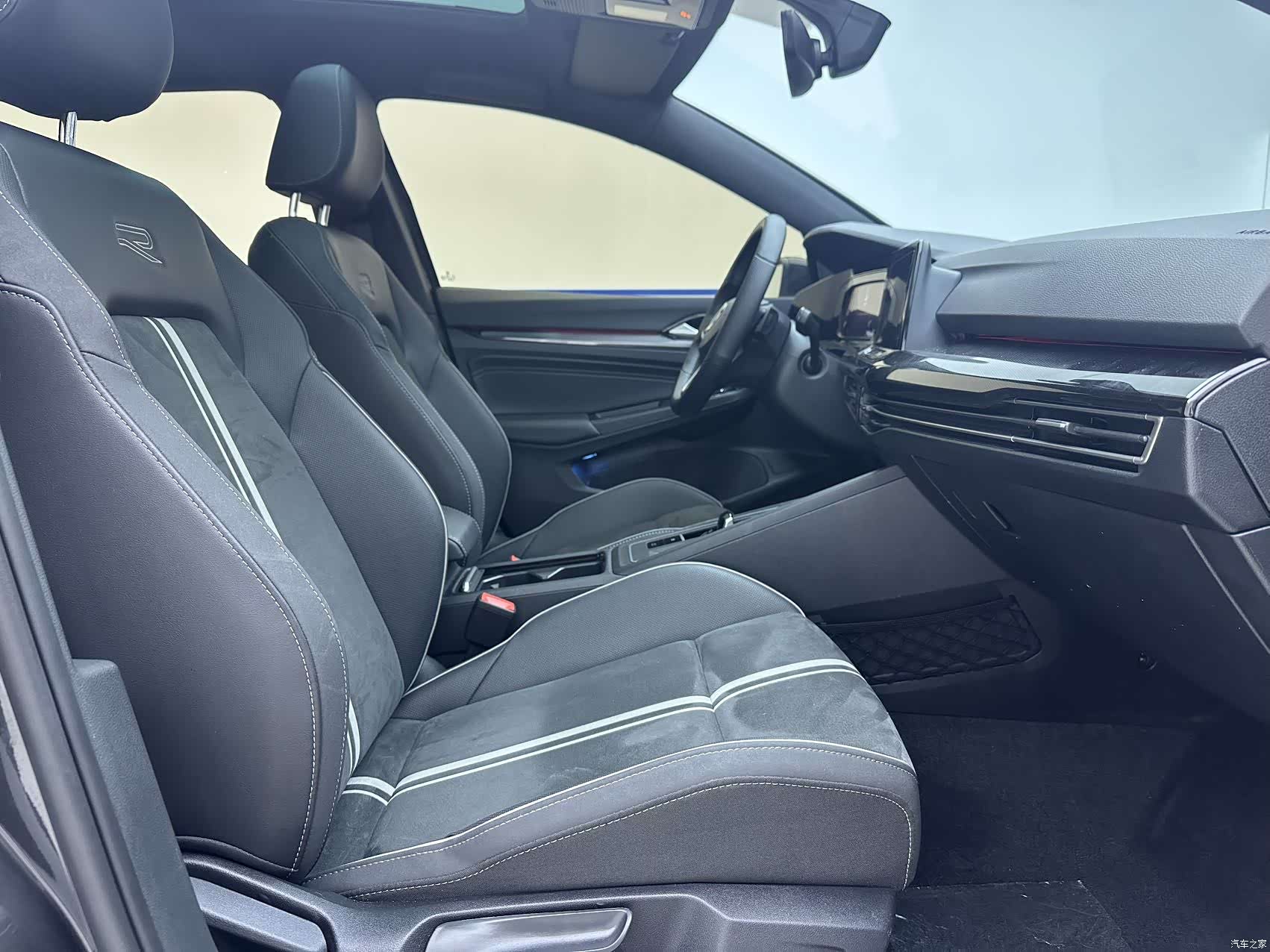 Volkswagen Golf, 2022 8