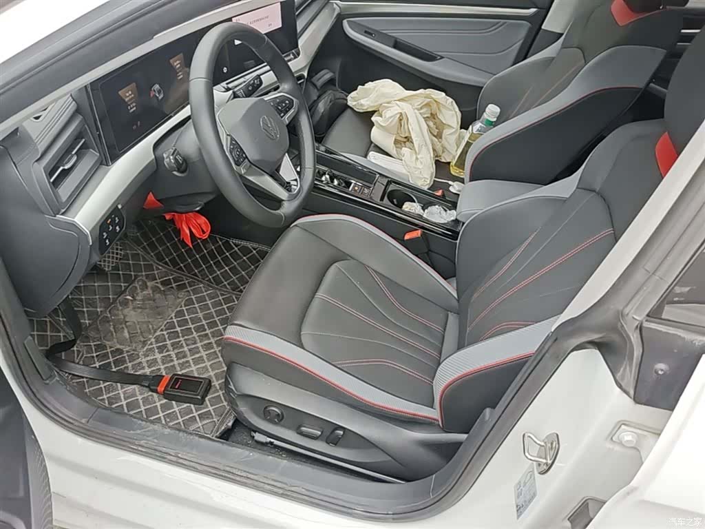 Volkswagen Lamando, 2024 15