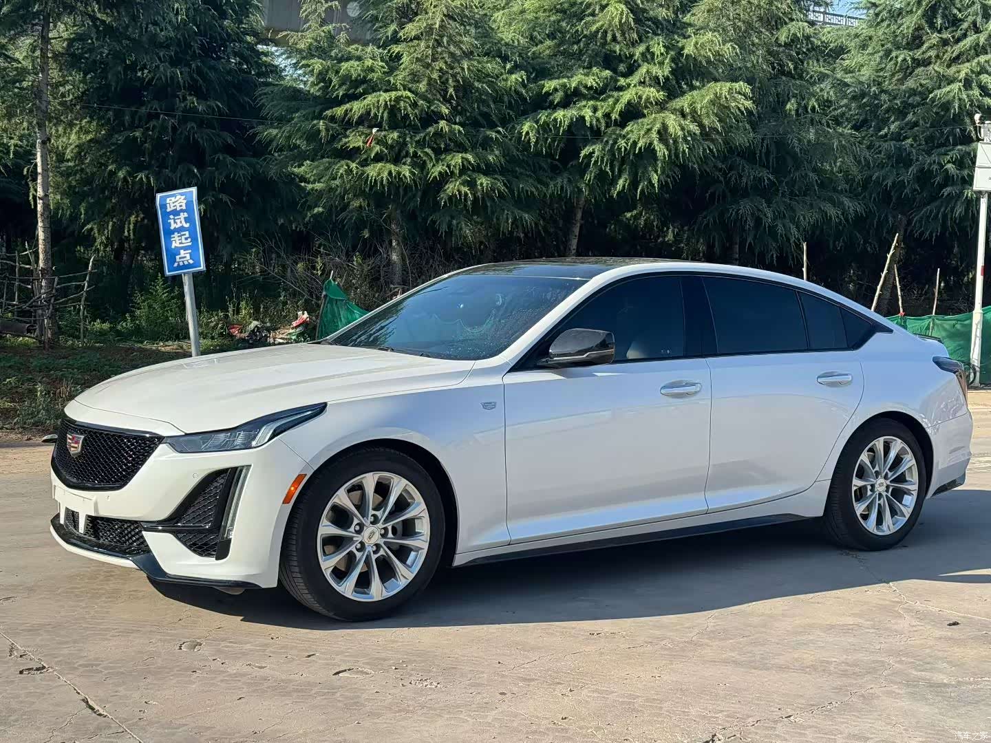 Cadillac CT5, 2023 1