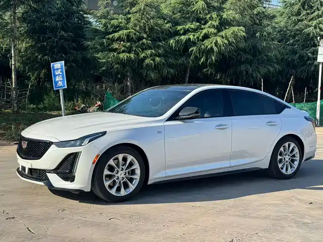 Cadillac CT5 2023 — купить из Китая под заказ