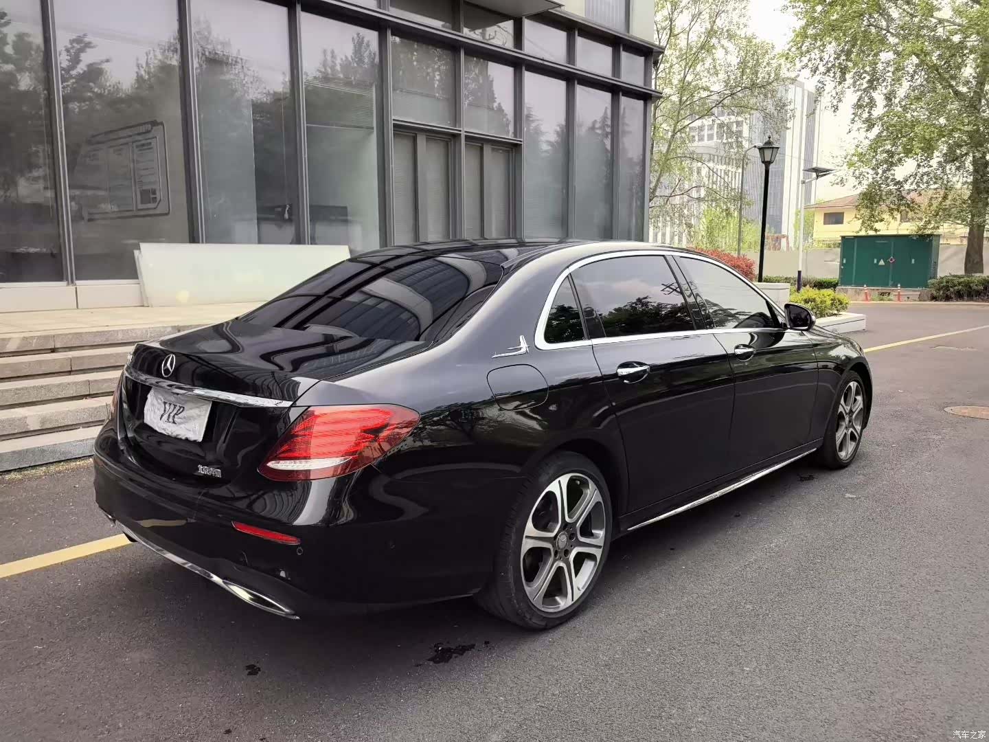 Mercedes-Benz E-Class, 2017 3