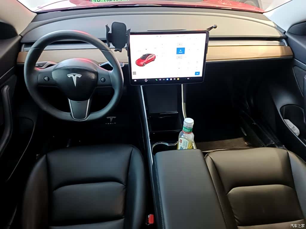 Tesla Model 3, 2020 6