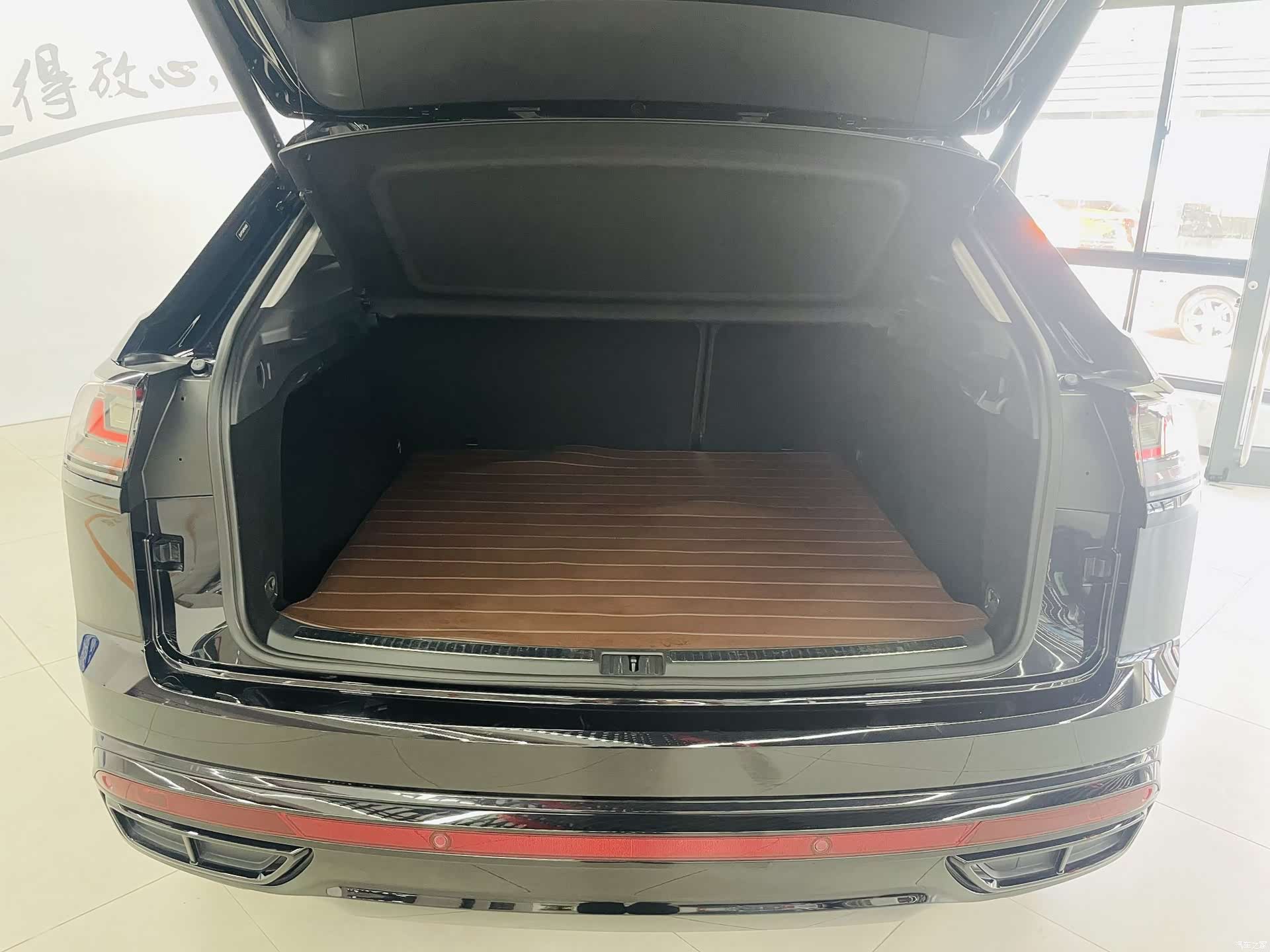 Volkswagen Teramont X, 2024 18