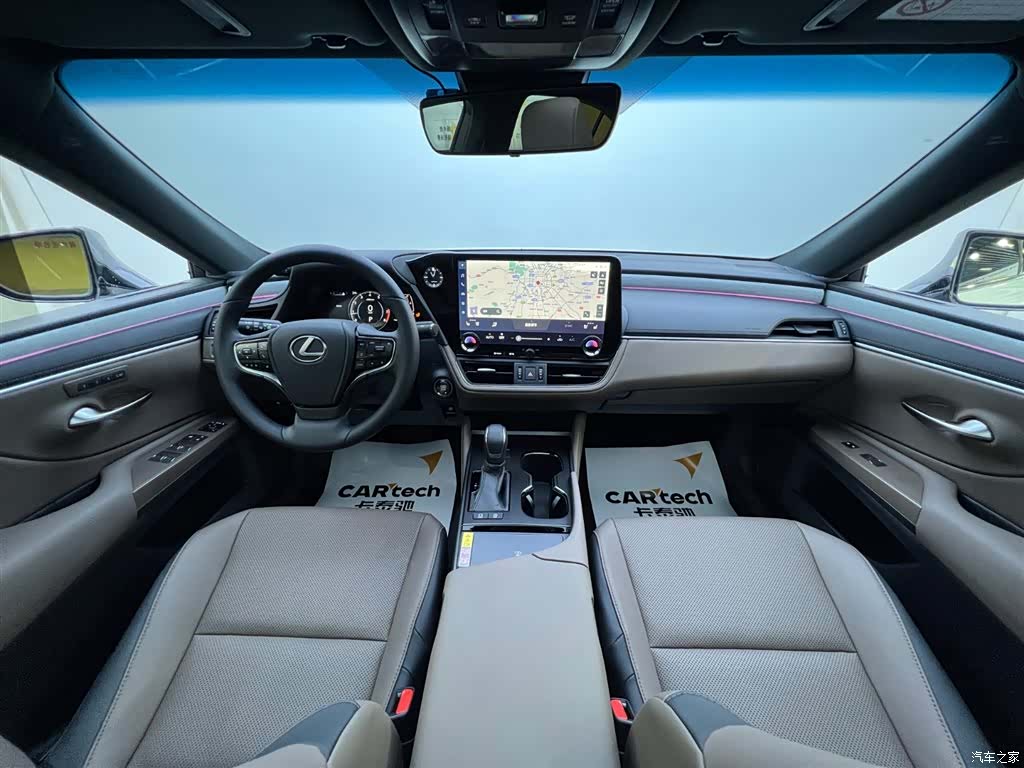 Lexus ES, 2026 9