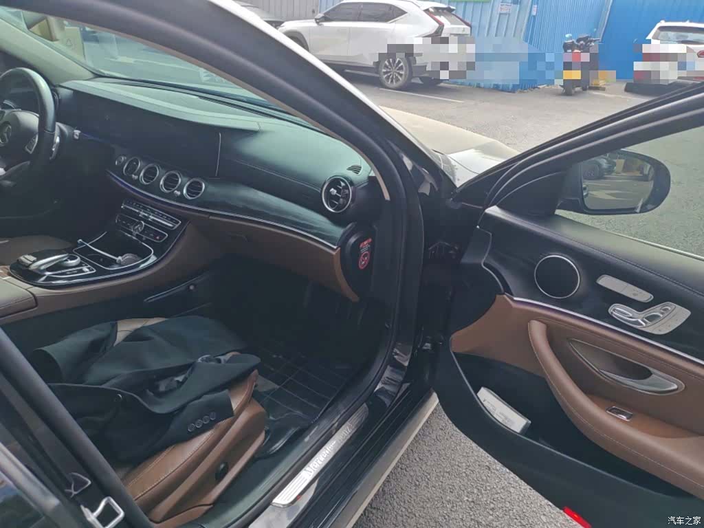 Mercedes-Benz E-Class, 2017 20