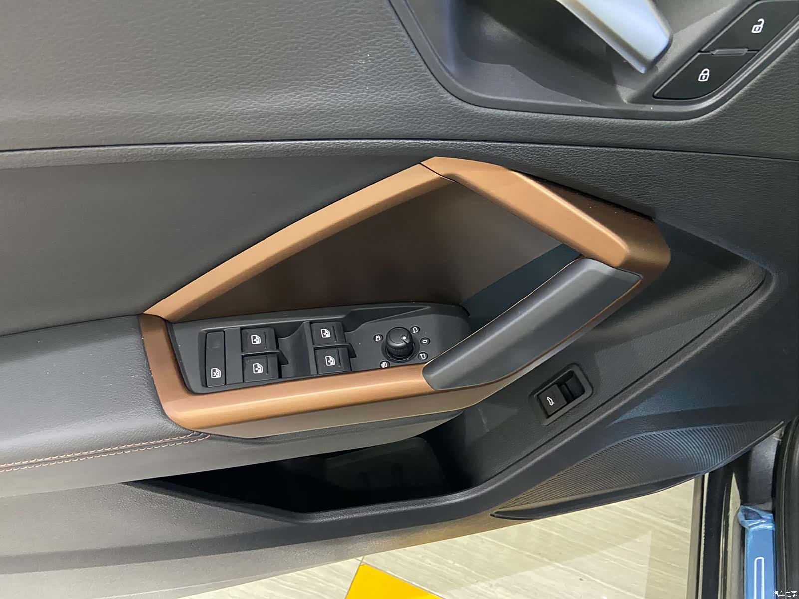 Audi Q3, 2023 18