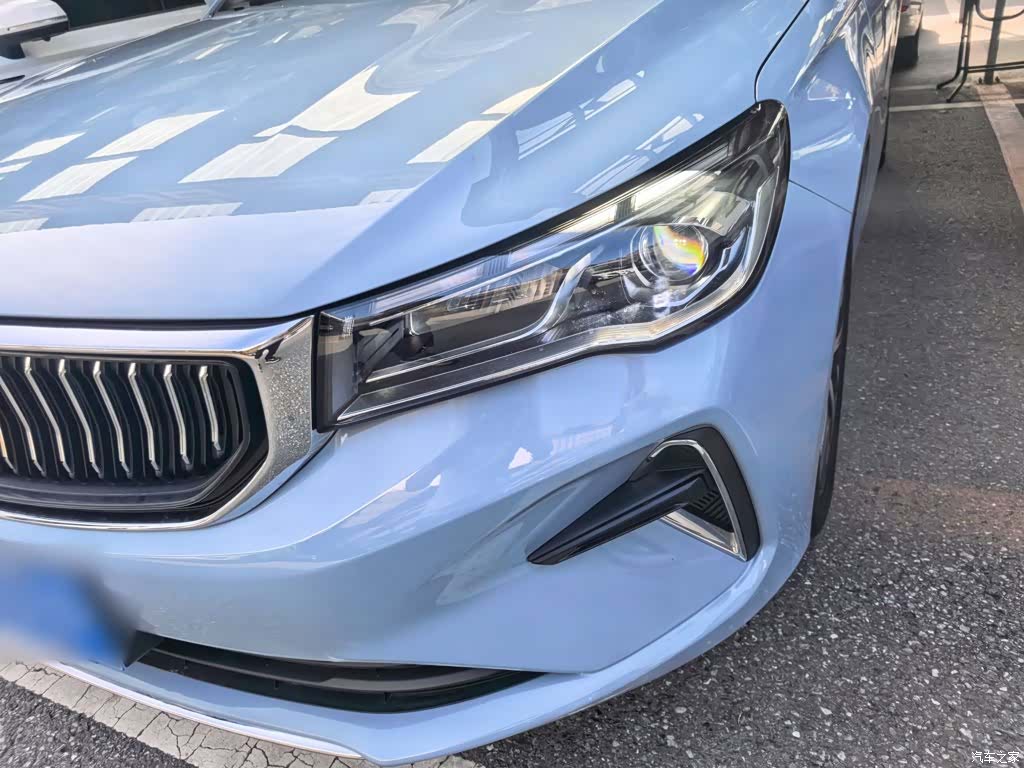 Geely Emgrand, 2023 3