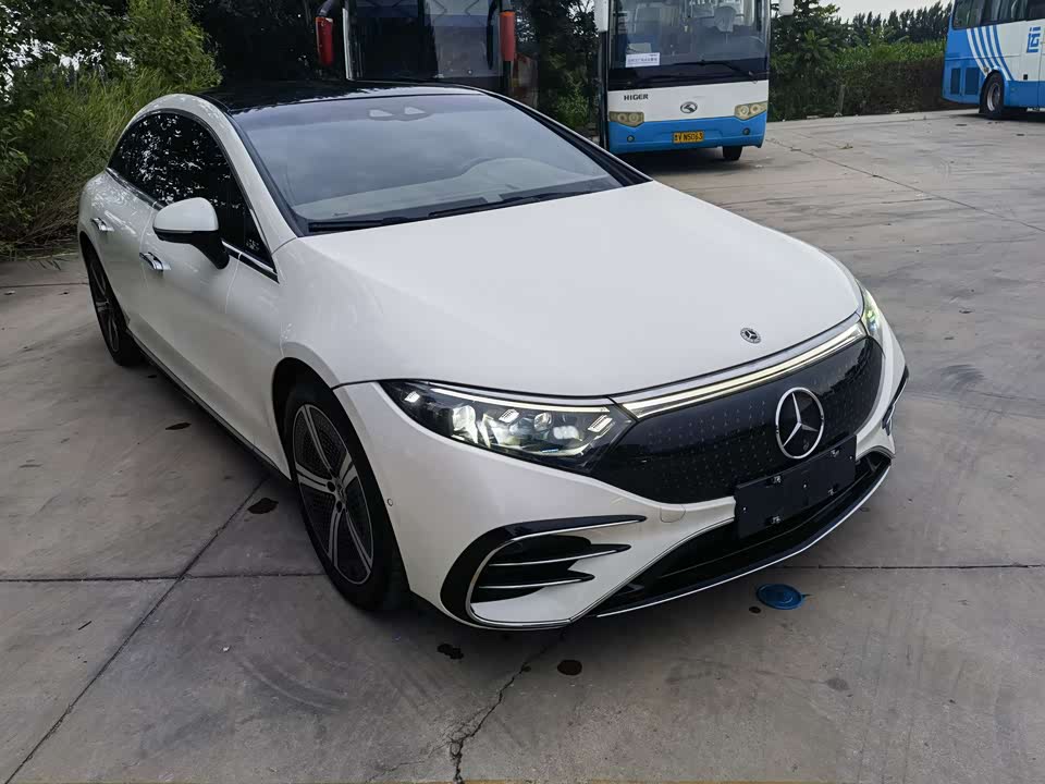 Mercedes-Benz EQS Mercedes-Benz EQS