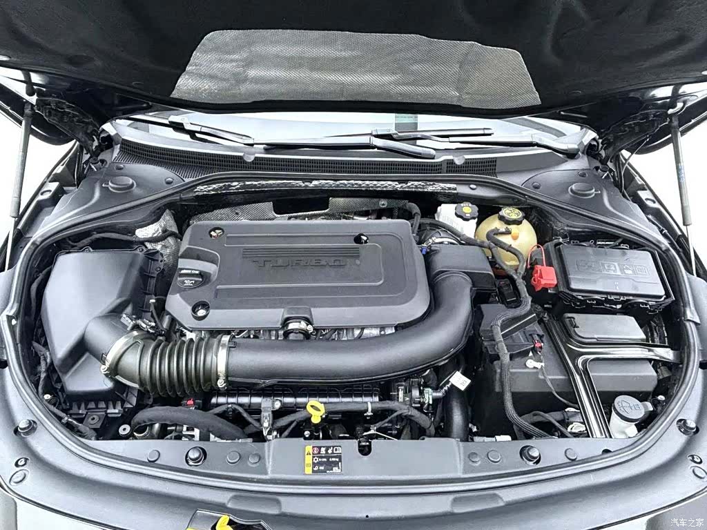Buick LaCrosse, 2022 10