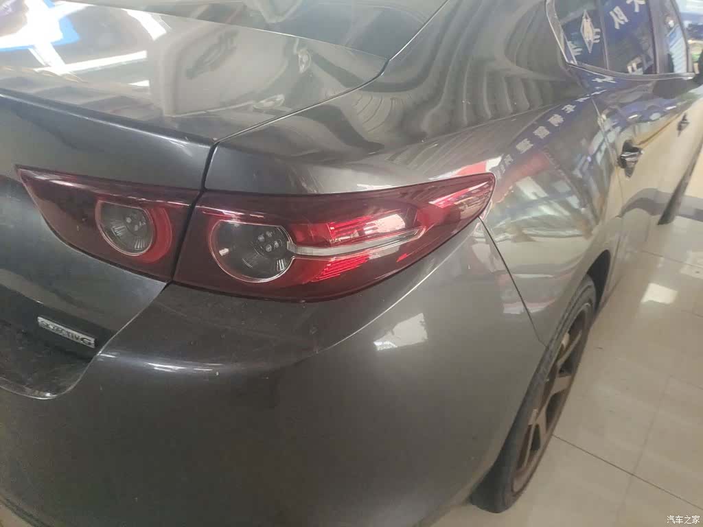 Mazda Mazda3, 2022 24