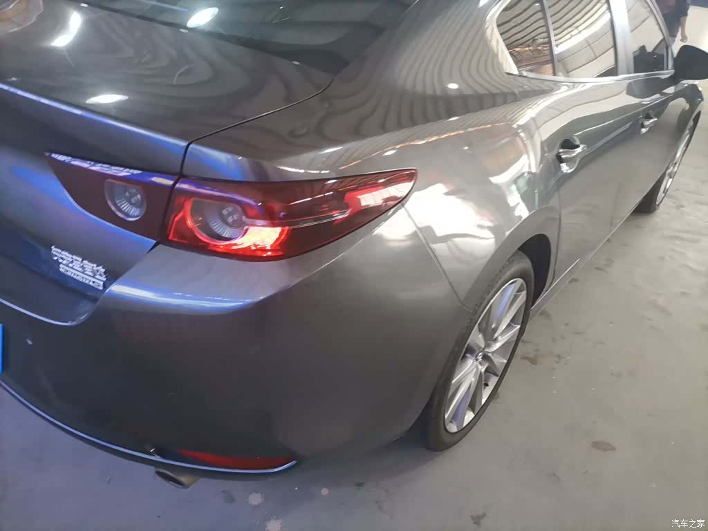 Mazda Mazda3, 2021 24