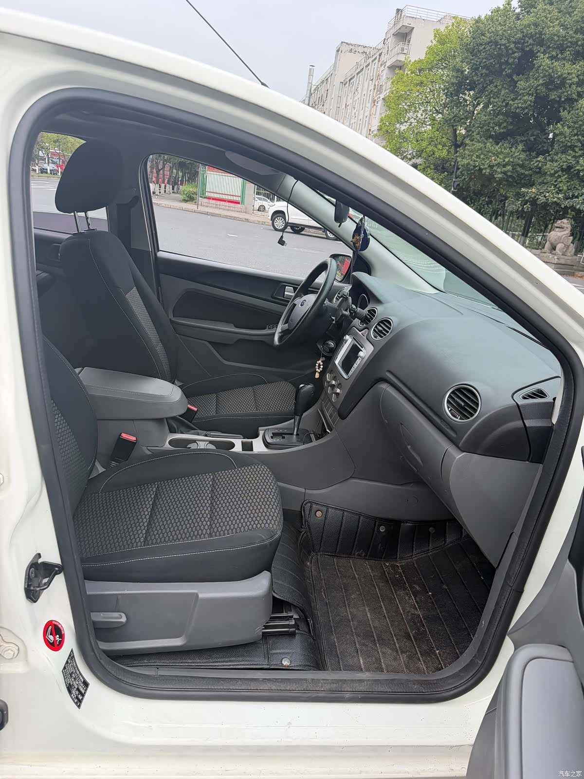 Ford Focus, 2015 9