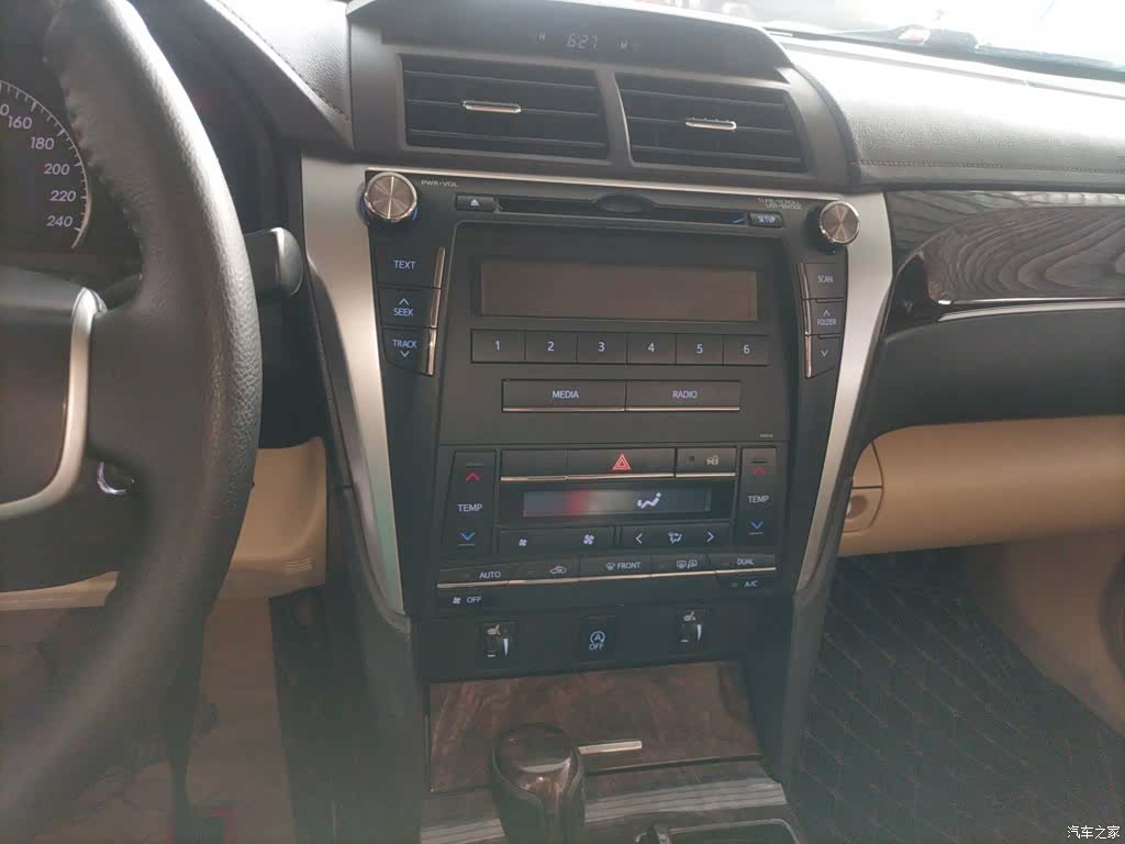 Toyota Camry, 2017 9