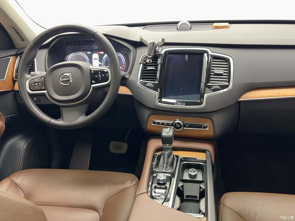 Volvo XC90, 2019 14