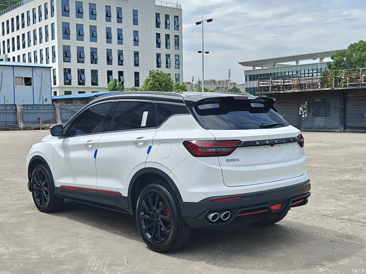 Geely Coolray, 2023 все фото