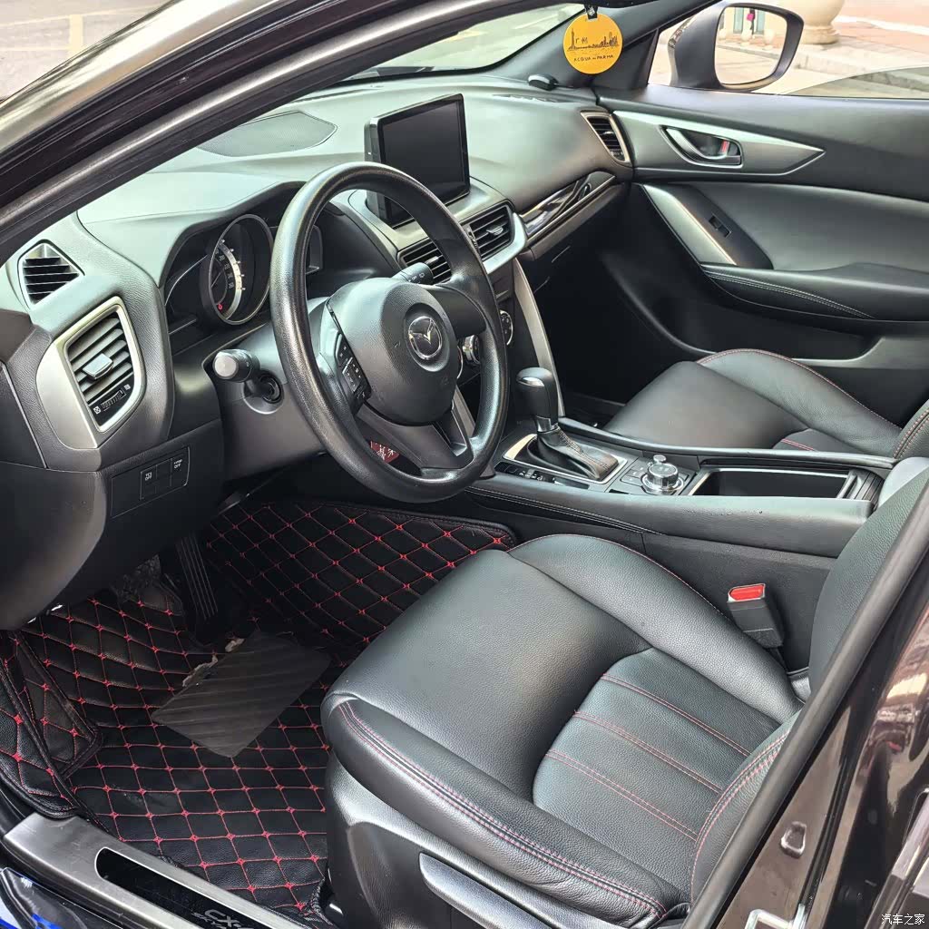 Mazda CX-4, 2017 12