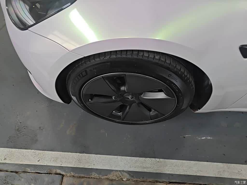 Tesla Model 3, 2023 23