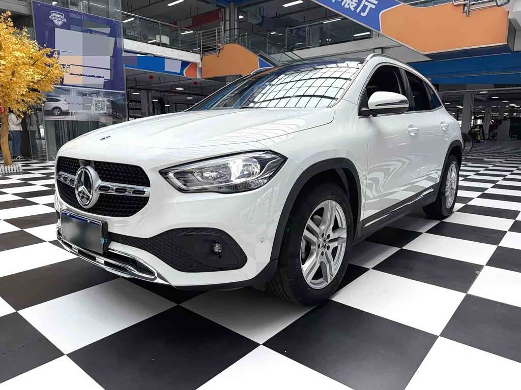 Mercedes-Benz GLA