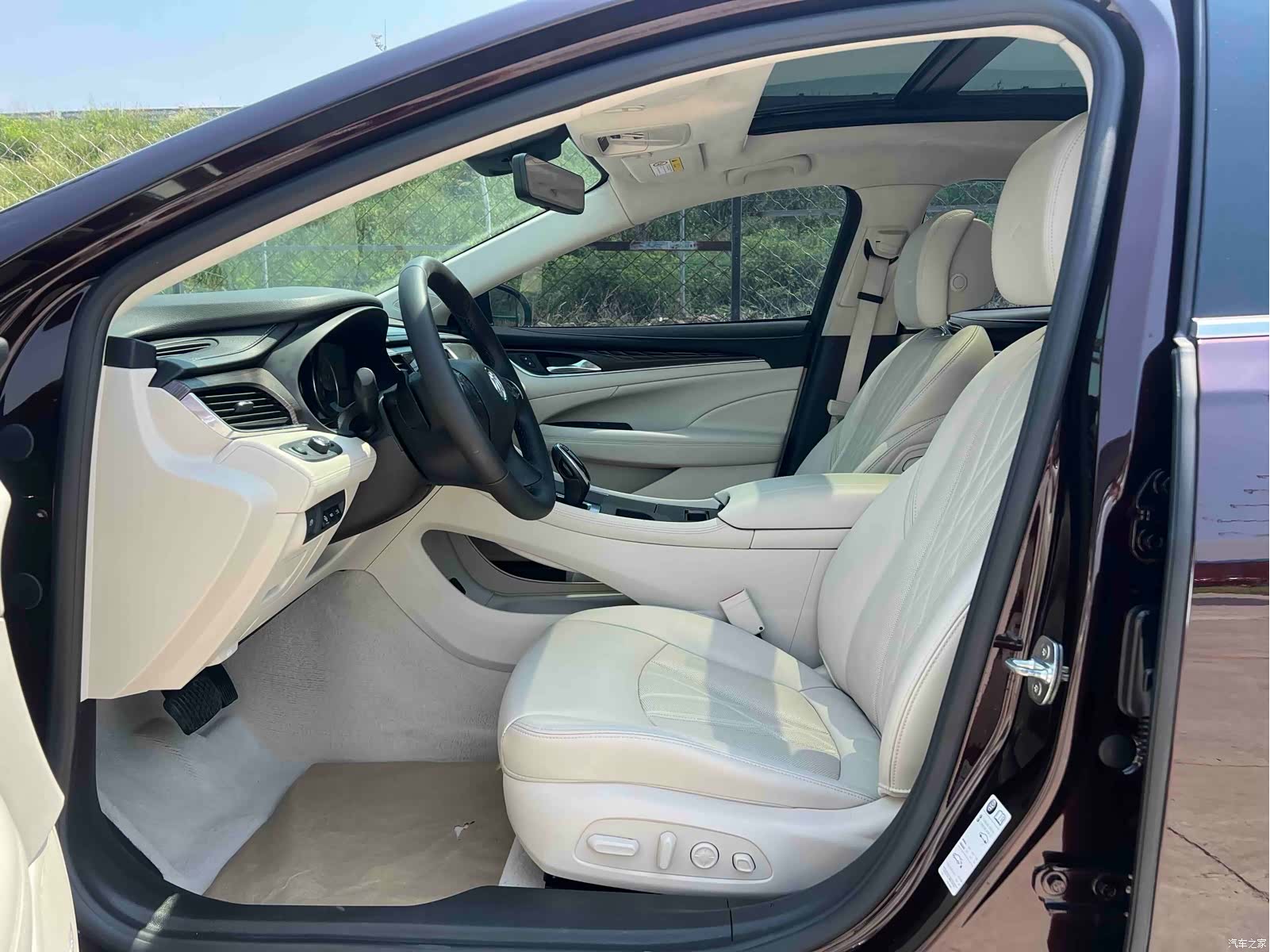 Buick LaCrosse, 2022 6