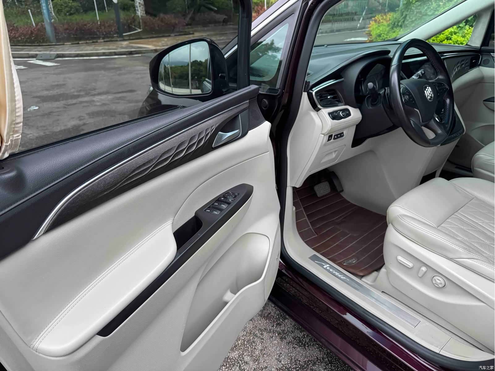 Buick GL8, 2017 25
