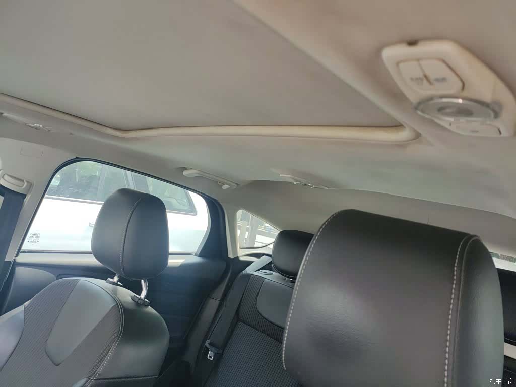 Ford Focus, 2015 14