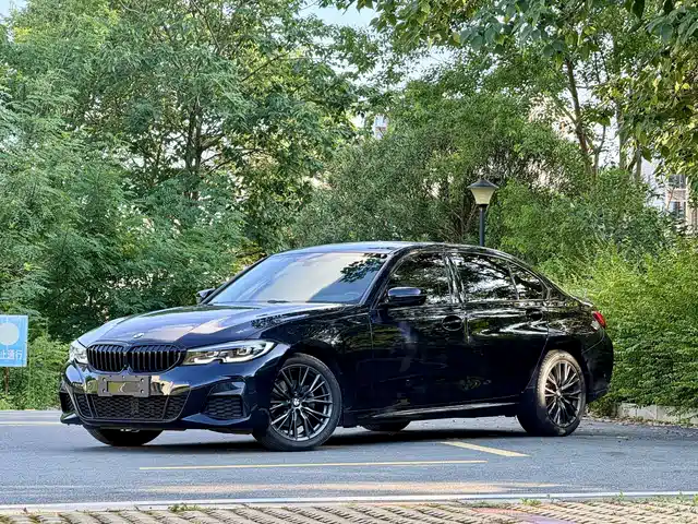 BMW 3 Series 2022 — купить из Китая под заказ