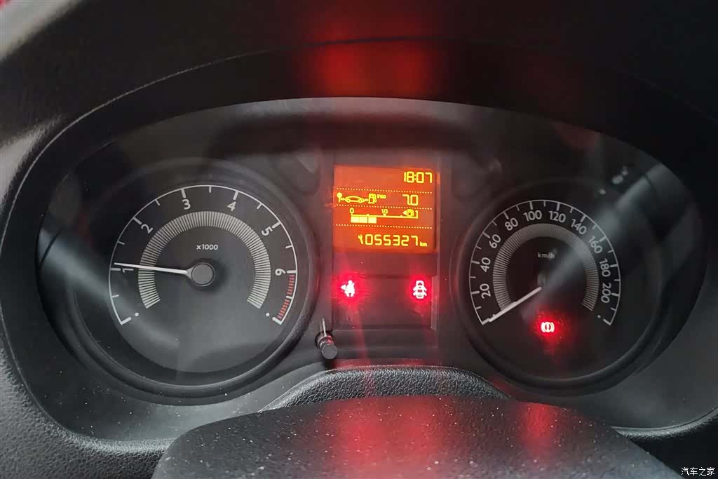 Peugeot 301, 2016 14