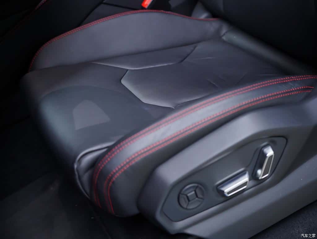 Lamborghini Urus, 2020 33