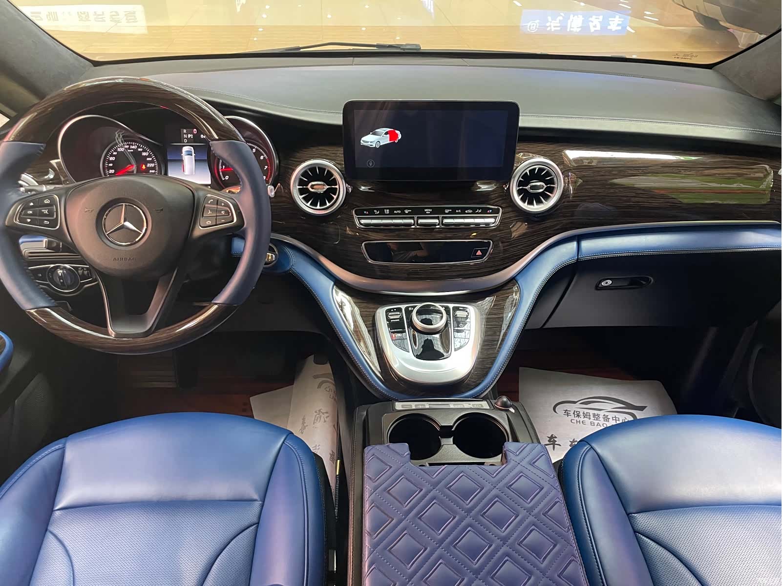 Mercedes-Benz V-Class, 2019 10