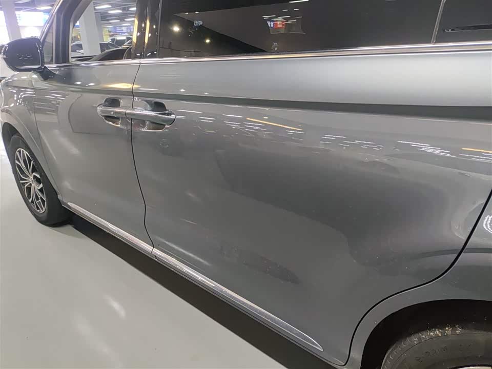 Roewe iMAX8 Roewe iMAX8