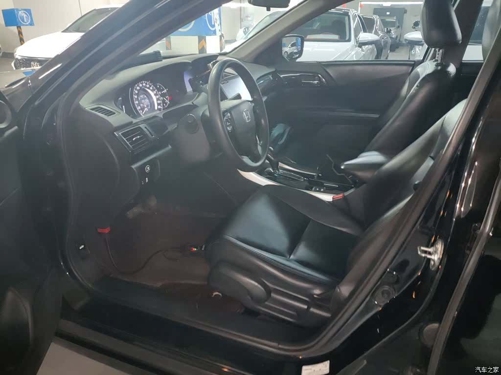 Honda Accord, 2018 15