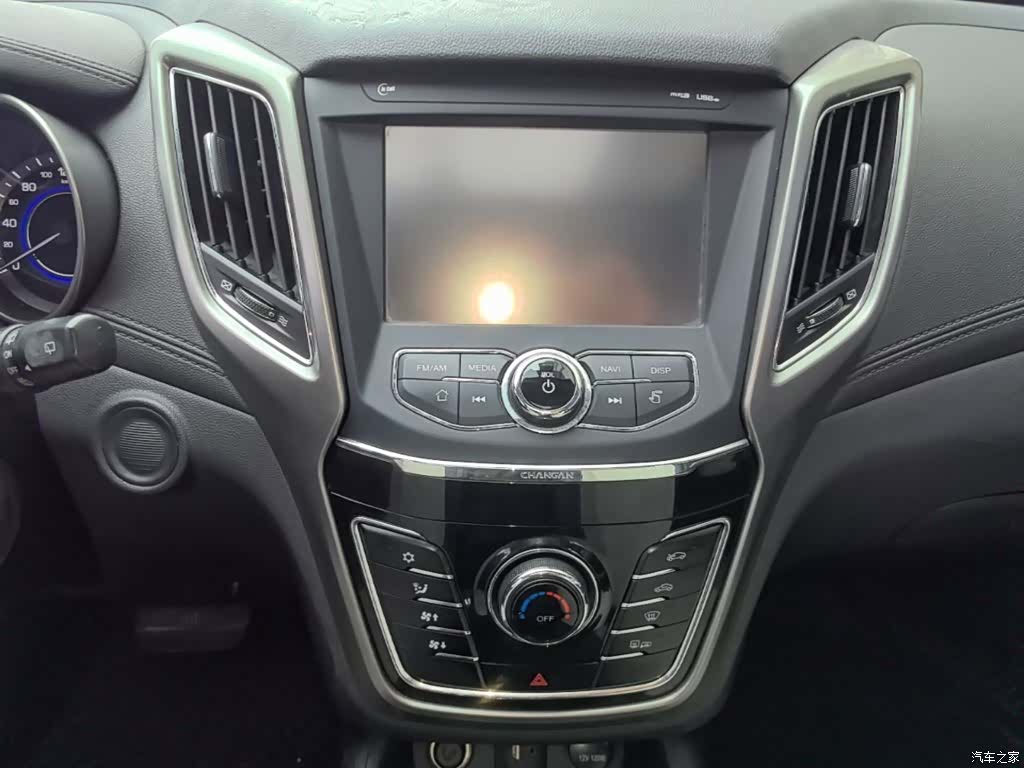 Changan CS35, 2018 13