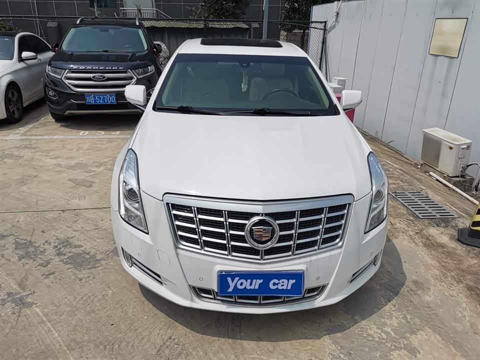 Cadillac XTS