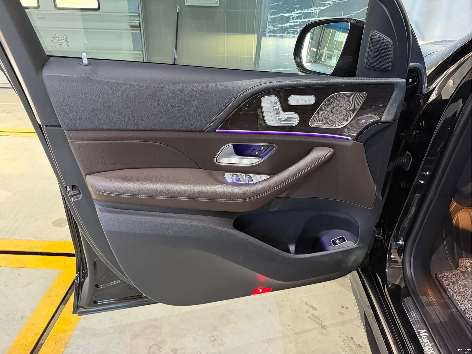 Mercedes-Benz GLS, 2023 10