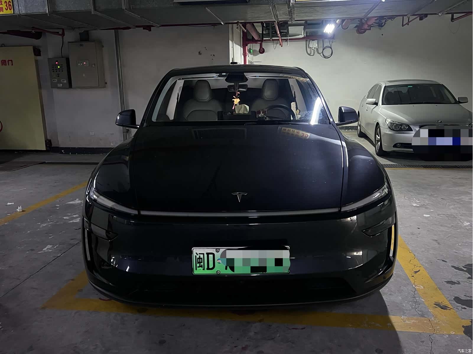 Tesla Model Y, 2025 2