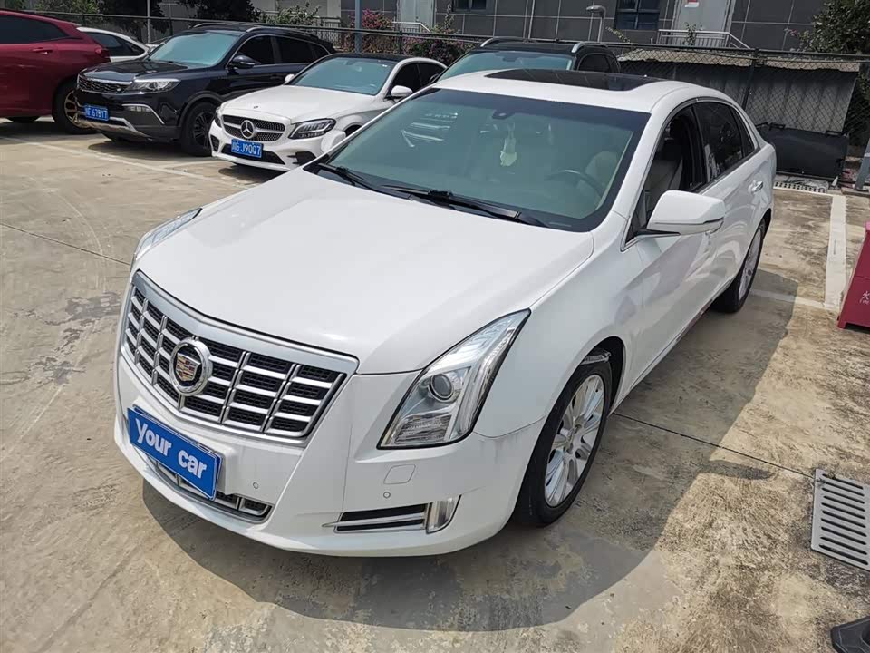 Cadillac XTS