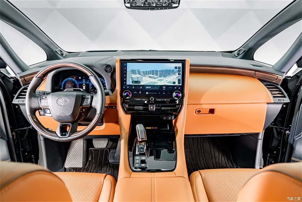 Toyota Alphard, 2025 13