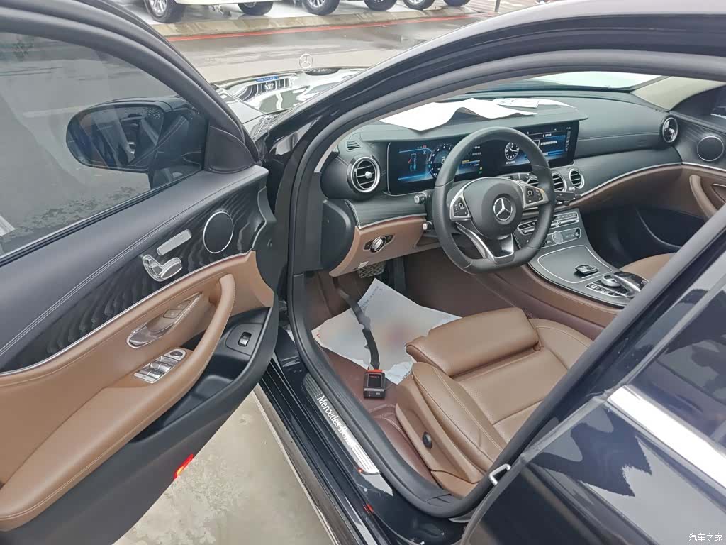 Mercedes-Benz E-Class, 2018 12