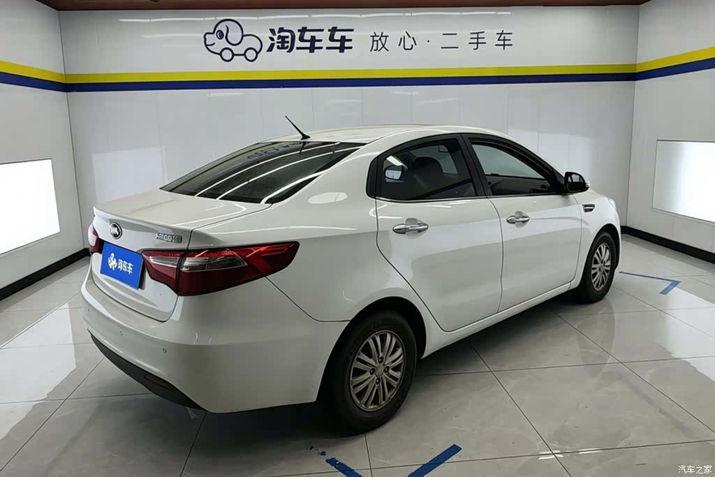 Kia K2, 2014 3