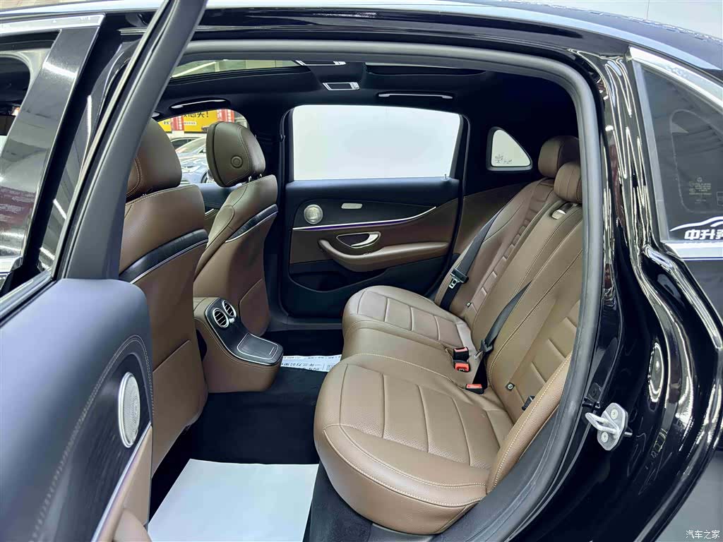 Mercedes-Benz E-Class, 2022 7
