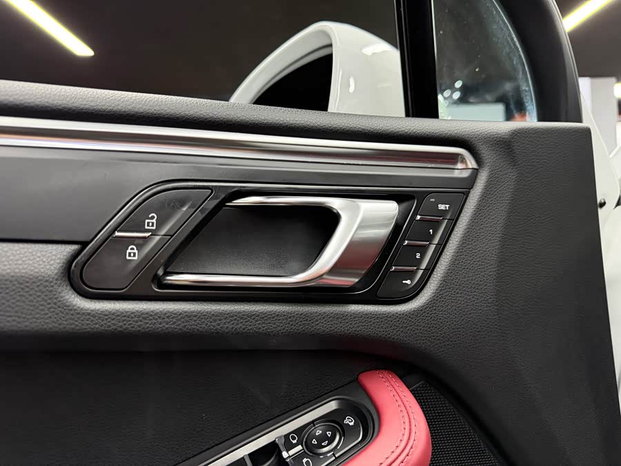 Porsche Macan 2022, фото 21