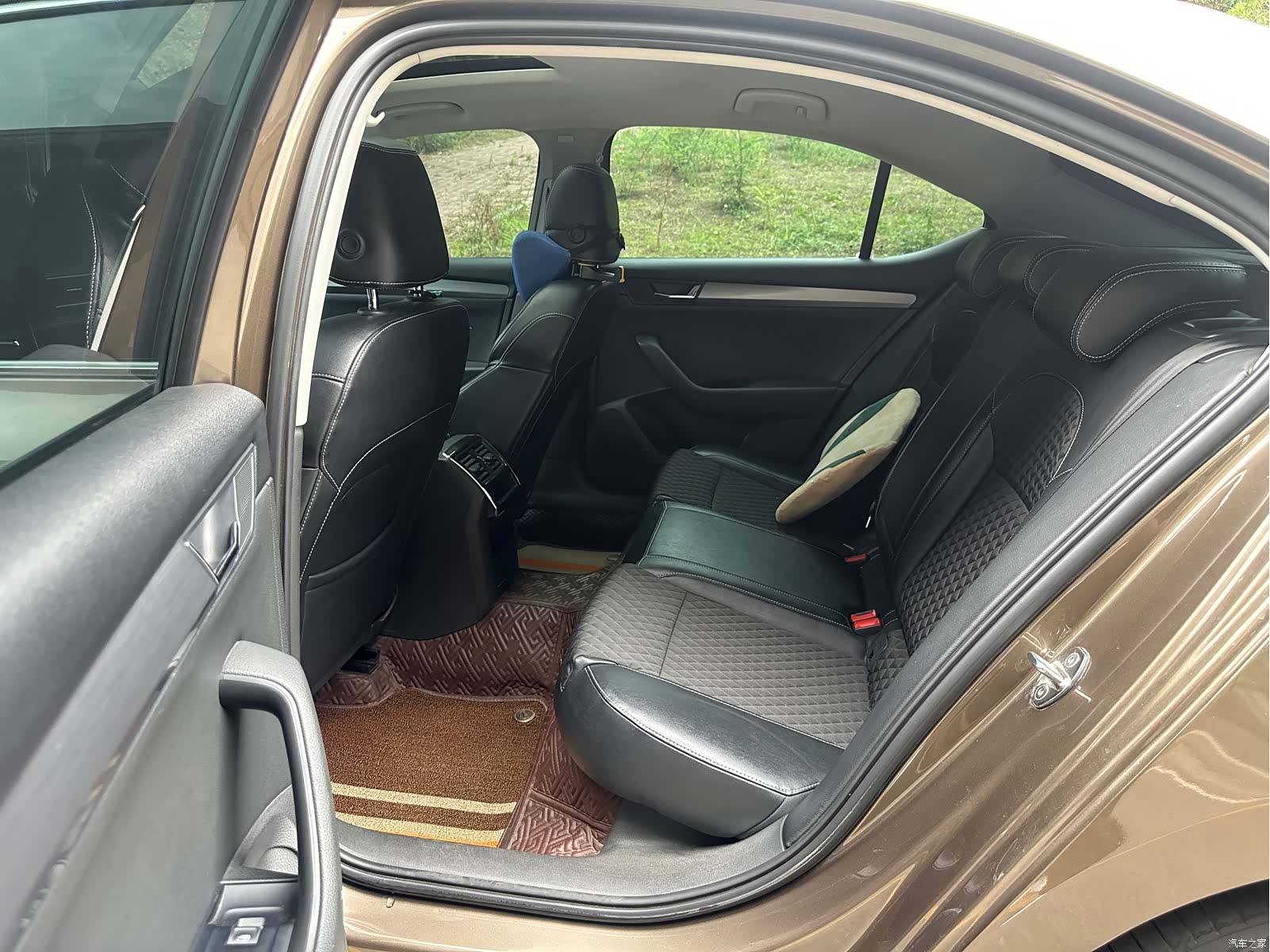 Skoda Superb, 2015 13