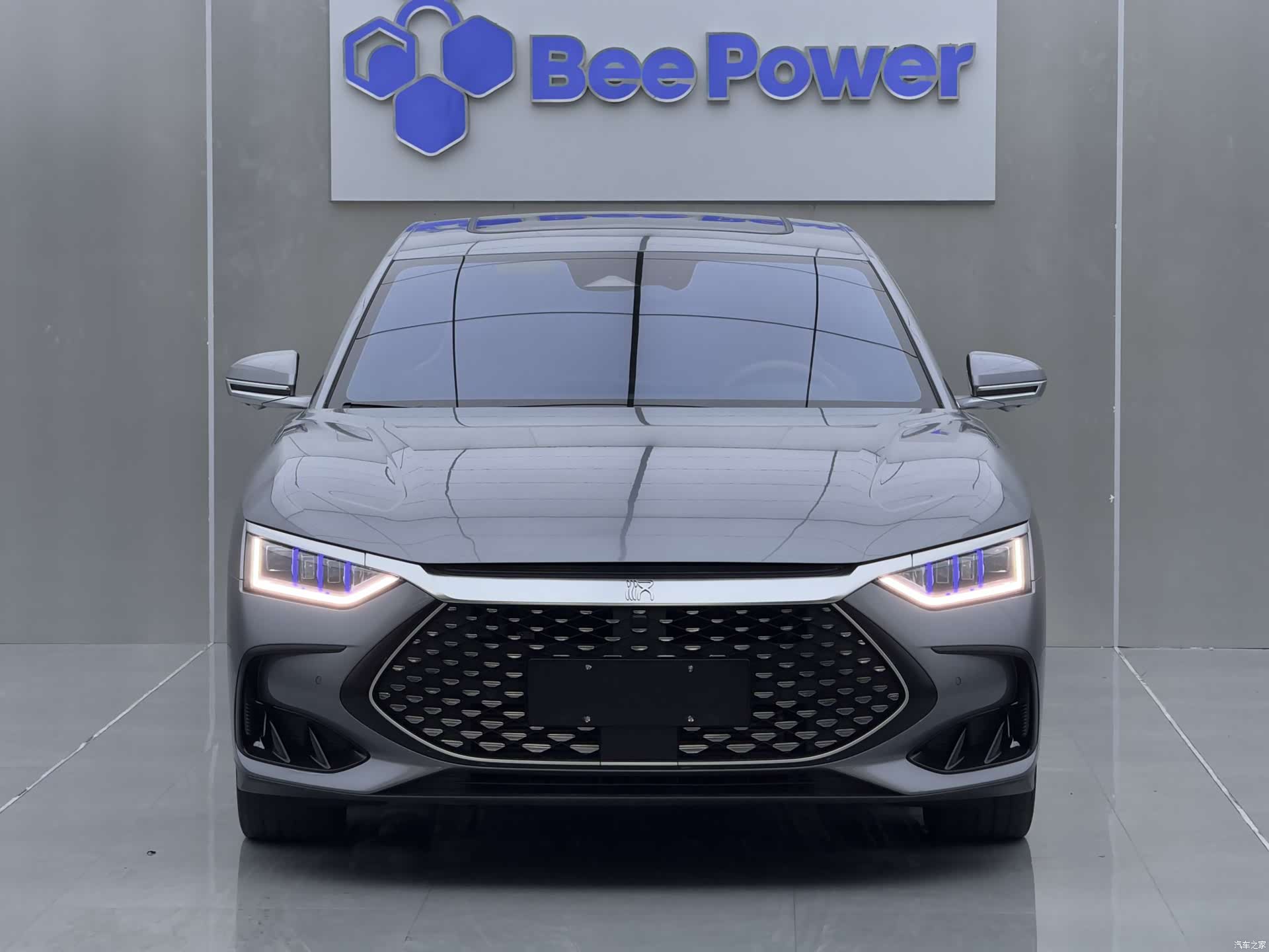 BYD Han, 2022 4