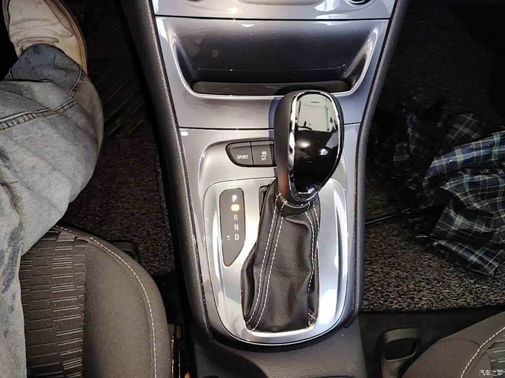 Buick Verano, 2016 14