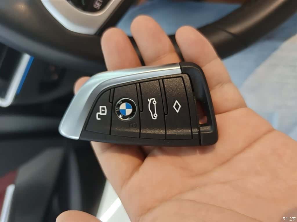 BMW i3, 2024 9